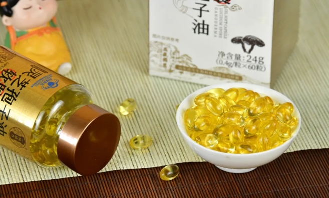灵芝孢子油，中老年人“三高”的克星！